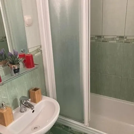 In Jelsa With Terrace, Air Conditioning, Wi-fi 4440-1 Jelsa (Hvar)