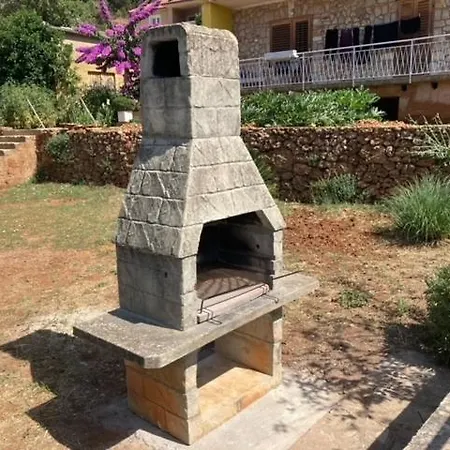 In Jelsa With Terrace, Air Conditioning, Wi-fi 4440-1