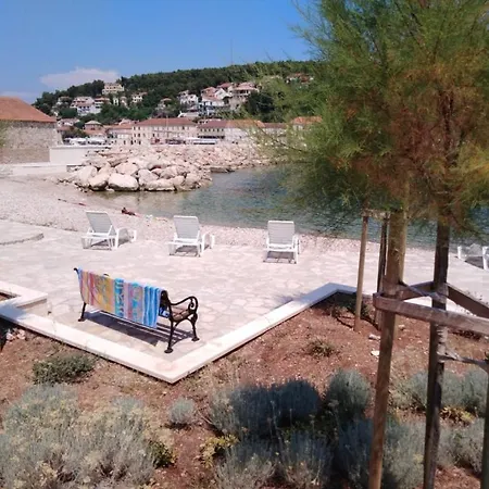 In Jelsa With Terrace, Air Conditioning, Wi-fi 4440-1